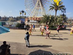 -七彩云南欢乐世界