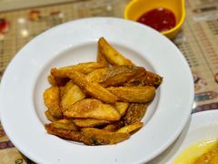 炸薯皇-红茶冰室(伟晴街店)