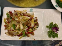 葱爆羊肉-阿拉丁新疆风味餐厅·清真(罗廊巷店)