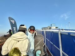 -浙东第一尖雪山欢乐谷