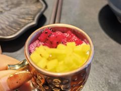 -铭牛烧肉·和牛海鲜自助(高新月牙湖店)