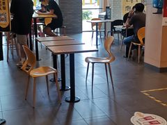 -麦当劳(石坝服务区店)