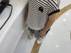 -雅悦齿科(顾村公园店)