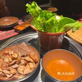 中华广场这个烤肉真好吃，团购套餐还优秀！