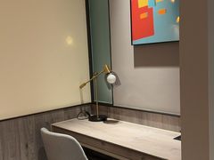 -上海虹桥中心爱琴海亚朵S酒店