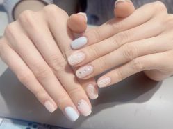 -丽心自助美甲美睫