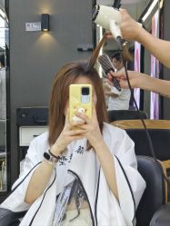 -藤野造型烫发染发