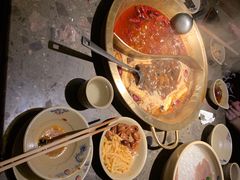 -小龙坎火锅(湖滨银泰in77店)