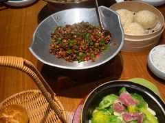 火腿焖小麦瓜-云海肴·汽锅鸡·云南代表菜(天山百盛优客店)