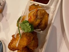 甜辣鸡翅佐以辣蒜汁-WOLFGANG PUCK KITCHEN & BAR(迪士尼小镇店)
