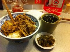 招牌牛肉饭-盛京一禾