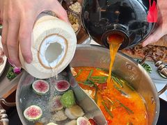 -椰子湾·海南火锅·糟粕醋·椰子鸡(正大广场店)