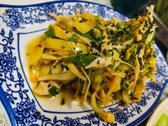 凉拌芭蕉花-蜗牛小馆醉乡民谣云南菜(惠新西里店)