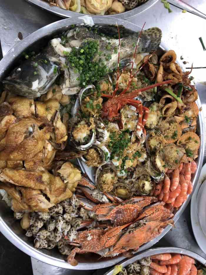 真好味海鲜大排档-"菜的质量新鲜,数量足,味道鲜美,服务热情.