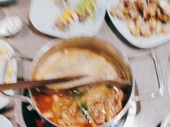 -金滏山烤肉·海鲜·火锅自助餐厅(襄阳万达店)