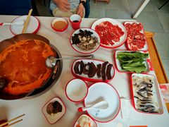-毛辣果·贵州红酸汤牛肉火锅(西单店)
