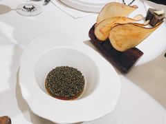 金枪鱼塔塔佐卡露嘉鱼子酱-Le Bistrot de Racine