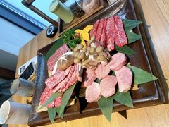 -炼火烤肉店