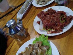 -五指山生态小黄牛(皮皮虾海鲜广场店)