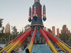 -贵安欢乐世界