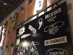 -乐凯撒披萨(东方新世界店)
