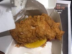 -肯德基(东安路站店)
