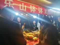 -南湖公园地摊集市