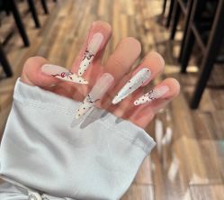 -H12 STAR日式美甲美睫专门店