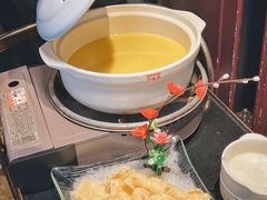 浓汤花胶鸡汤-维园悦谱·海派家常菜(乌鲁木齐南路店)