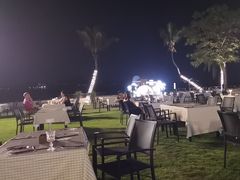 -JW万豪厨房餐厅·滨海草坪烧烤·海鲜·海景(三亚绿发山海天JW万豪酒店)