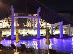 -麦哲伦丝绸度假村
