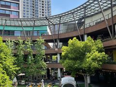 -瑞虹新天地月亮湾