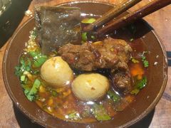 -四小区火锅·巷子里的重庆火锅(花照壁店)