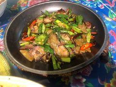 -三大钵江湖菜(空港店)