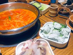 -快活林酸汤鱼鲜品火锅店(甲秀楼店)