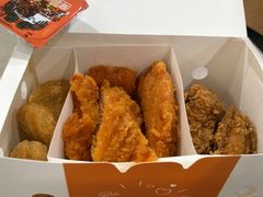 -麦当劳(轻轨曹杨路店)