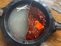 龙头鸳鸯锅汤锅-小板凳·锦州烧烤(高新区店)