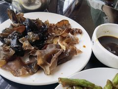 -回头客餐厅·家的味道农家菜·虹鳟鱼·铁锅炖(雁栖湖店)