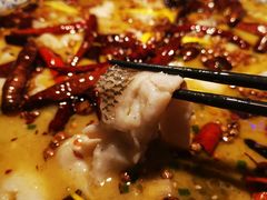 -桂二老坛酸菜鱼(三街两巷店)