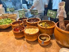 -云阿蛮云南生烫牛肉米线(奉贤路店)