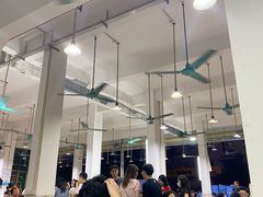 大堂-标记美食新鲜猪杂(兴南大道店)