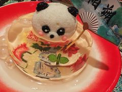-刘姐啤酒鱼民族演艺餐厅(西街总店)