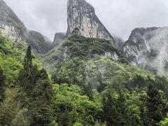 -鹿院坪生态旅游景区
