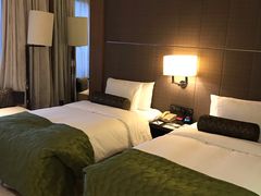 -上海滴水湖皇冠假日酒店