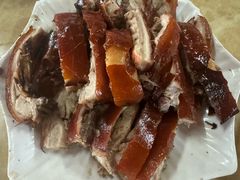 -黄记四更烤乳猪店