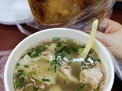 鲜肉馄饨-老吴记水饺馆(前进五路店)