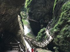 -龙水峡地缝景区