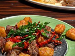 盐煎一口牛肋粒-粤·向群饭店(麓景路店)