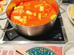 -尚尚仙·酸汤猪手·猪肚鸡火锅(华联万柳购物中心店)