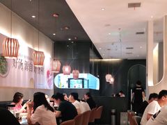 大堂-吕氏疙瘩汤·新鲁菜(济南万象城店)